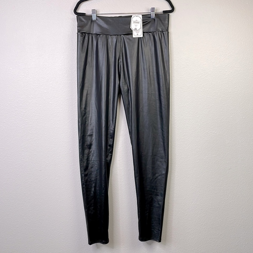 NWT 7th Element faux leather leggings plus size 4X